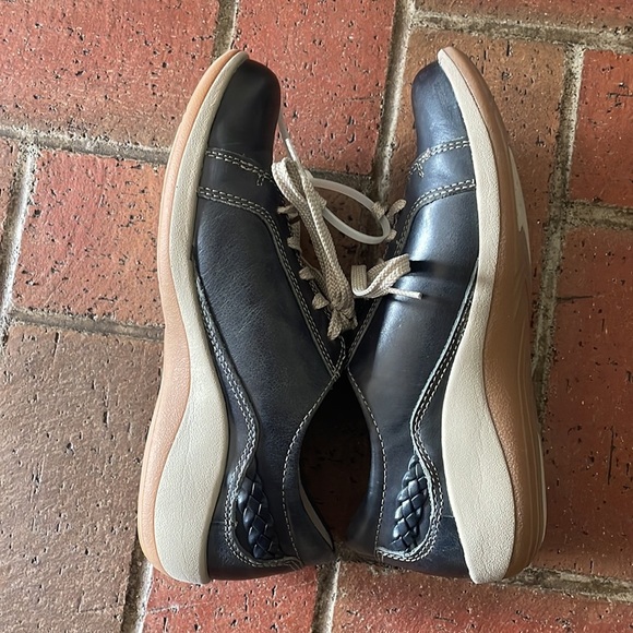 WOMEN'S AETREX DANA LACE UP OXFORD | NAVY - Picture 7 of 8